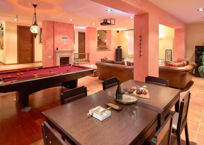 Front In Holiday home Split