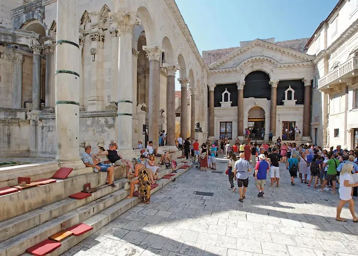 Front In Holiday home