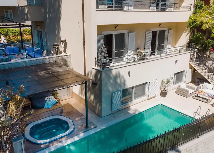 Front In Holiday home