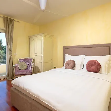 Front In 度假居 斯普利特