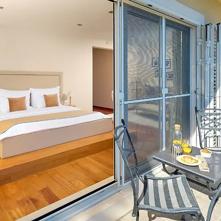 度假居 Front In *