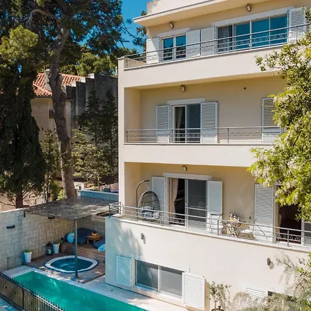 度假居 Front In 斯普利特