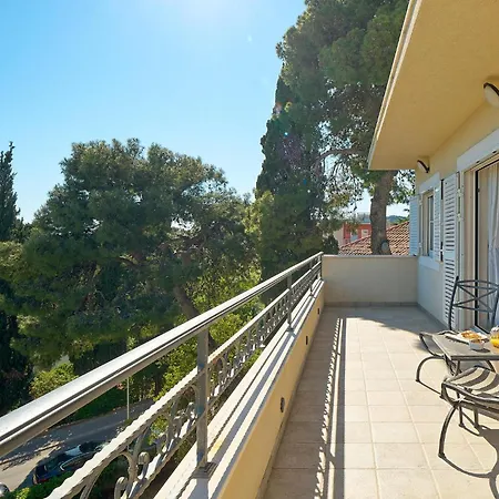 Stunning In With House Sea View