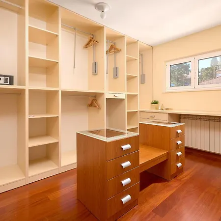 Front In * سبليت